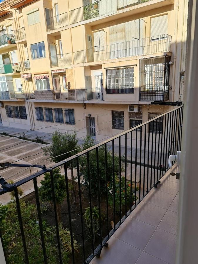 Arenas 3 * Valence